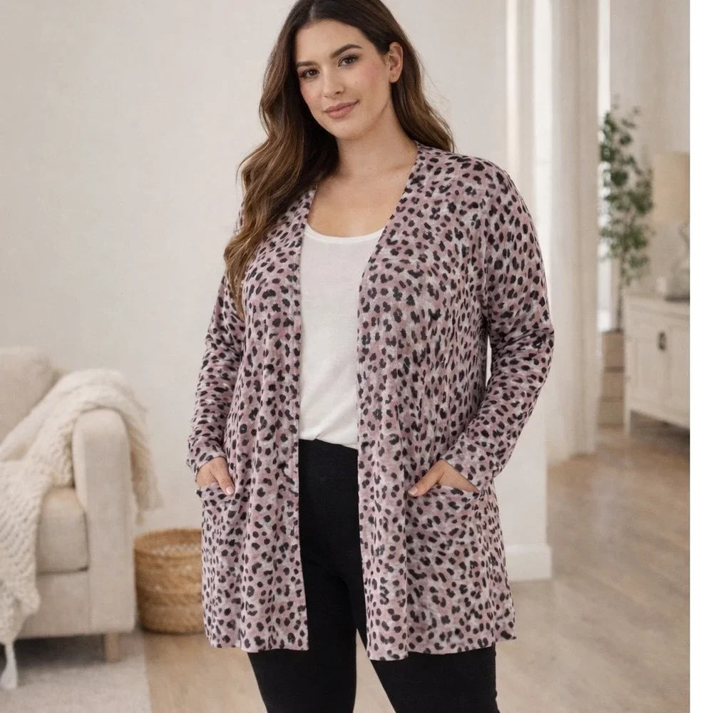 Torrid Womens Pink Grey Leopard Print Open Front Long Cardigan Sweater Size 1 - Picture 2 of 6